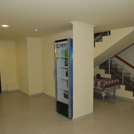 5X5 Hostel Jerevan Buitenkant foto